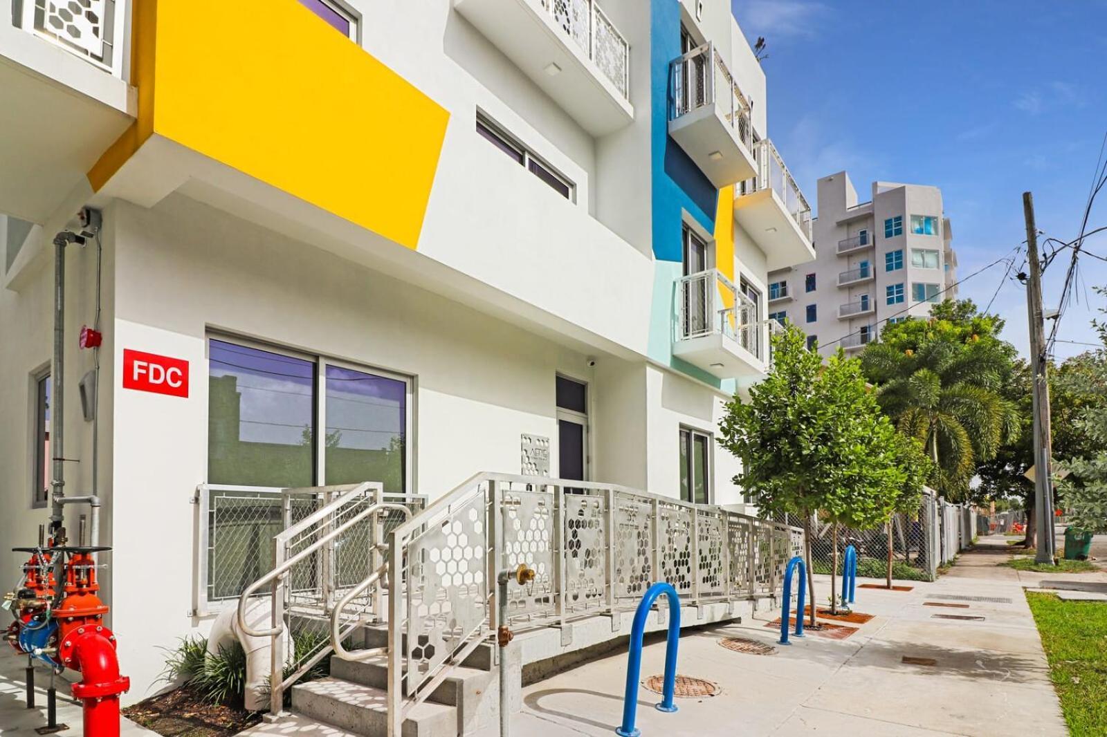 Aerie Apartments Miami Luaran gambar